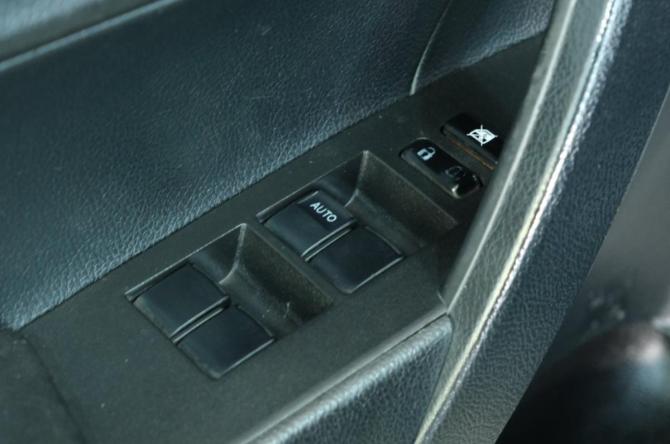 Toyota Corolla XI (E160 E170 E180) с пробегом 2013 года, цена 1 249 000 рублей, 199000 км, седан, Автокод Объявления