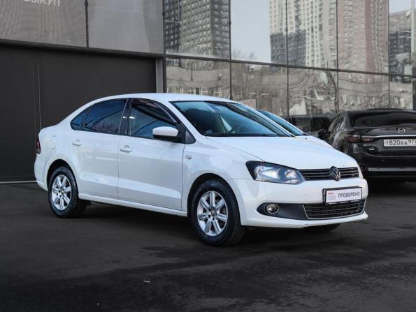 Volkswagen Polo V с пробегом 2014 года, цена 700 000 рублей, 214295 км, седан, Автокод Объявления