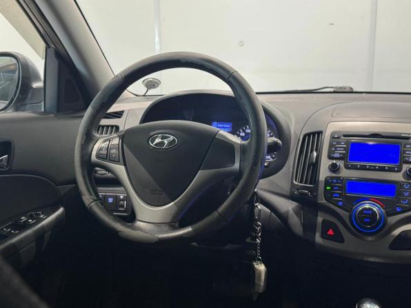 Hyundai i30 I Рестайлинг с пробегом 2011 года, цена 740 000 рублей, 169000 км, хэтчбек, Автокод Объявления