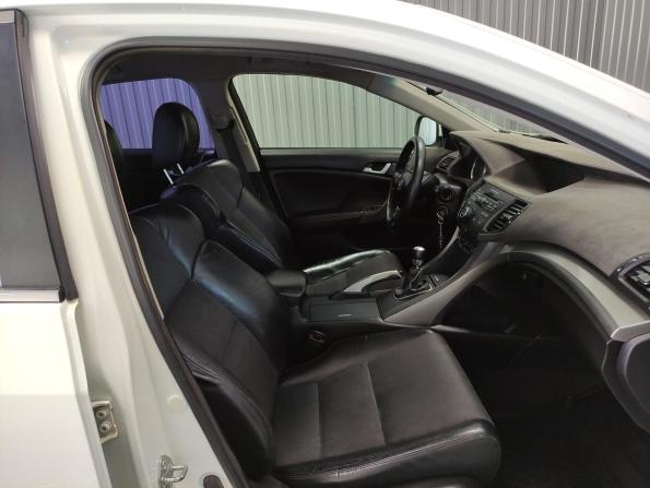 Honda Accord VIII с пробегом 2008 года, цена 1 050 000 рублей, 216000 км, седан, Автокод Объявления