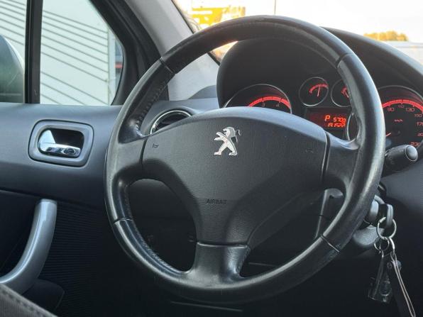 Peugeot 308 I Рестайлинг с пробегом 2011 года, цена 460 000 рублей, 191522 км, хэтчбек, Автокод Объявления