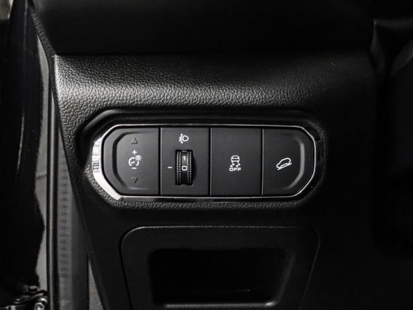 Haval Jolion I Рестайлинг с пробегом 2024 года, цена 2 114 000 рублей, 25506 км, внедорожник, Автокод Объявления