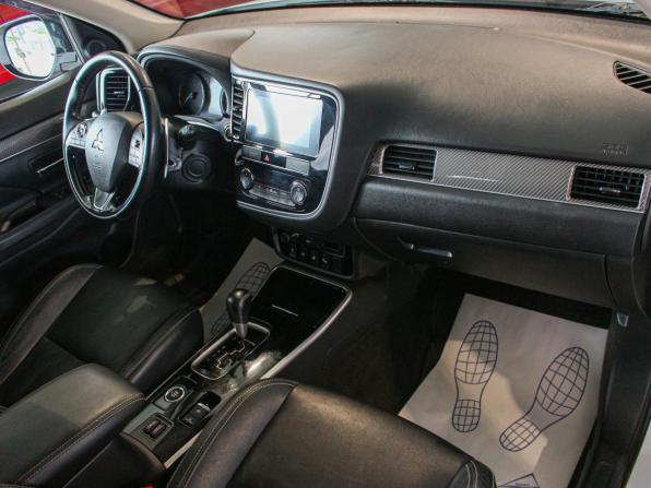 Mitsubishi Outlander III Рестайлинг 3 с пробегом 2019 года, цена 2 536 000 рублей, 144830 км, внедорожник, Автокод Объявления