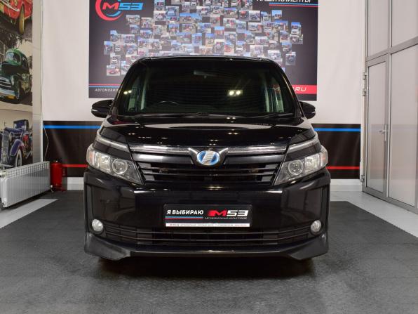 Toyota Voxy III (R80) с пробегом 2014 года, цена 1 649 999 рублей, 184047 км, минивэн, Автокод Объявления
