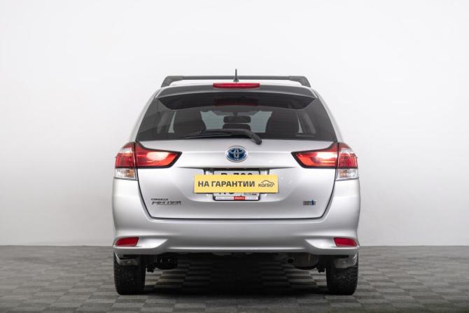 Toyota Corolla XI (E160 E170 E180) с пробегом 2017 года, цена 1 339 000 рублей, 173500 км, универсал, Автокод Объявления