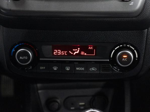 Kia Rio III с пробегом 2015 года, цена 909 000 рублей, 225801 км, хэтчбек, Автокод Объявления