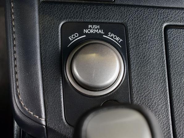 Lexus ES VI Рестайлинг с пробегом 2017 года, цена 3 349 995 рублей, 163125 км, седан, Автокод Объявления