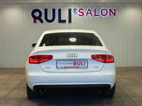 Audi A4 IV (B8) Рестайлинг с пробегом 2012 года, цена 1 250 000 рублей, 203021 км, седан, Автокод Объявления