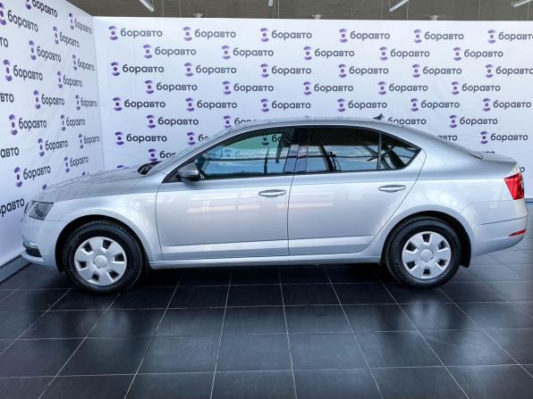 Skoda Octavia III (A7) Рестайлинг с пробегом 2018 года, цена 1 880 000 рублей, 88667 км, лифтбек, Автокод Объявления