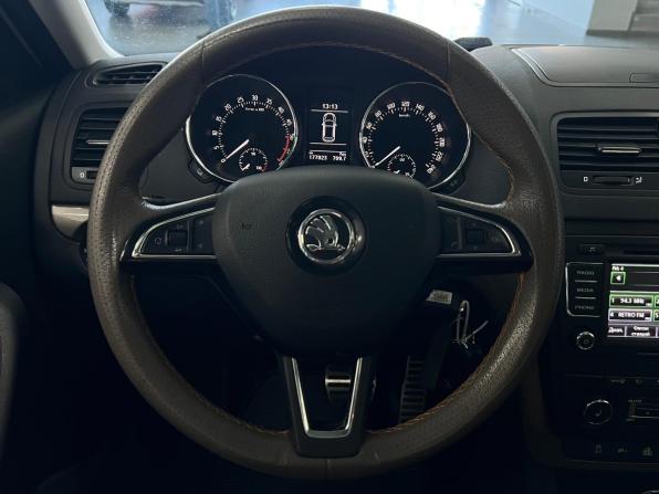Skoda Yeti I Рестайлинг с пробегом 2014 года, цена 1 445 000 рублей, 189112 км, внедорожник, Автокод Объявления
