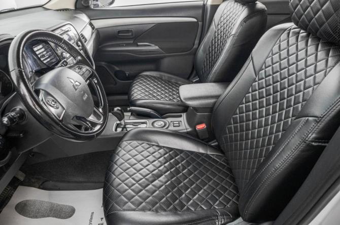 Mitsubishi Outlander III Рестайлинг 2 с пробегом 2015 года, цена 1 599 000 рублей, 210000 км, внедорожник, Автокод Объявления