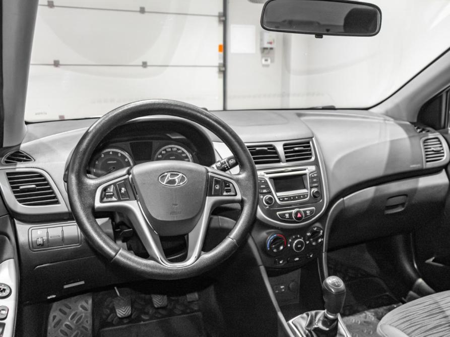 Hyundai Solaris I Рестайлинг Екатеринбург  - изображение 12