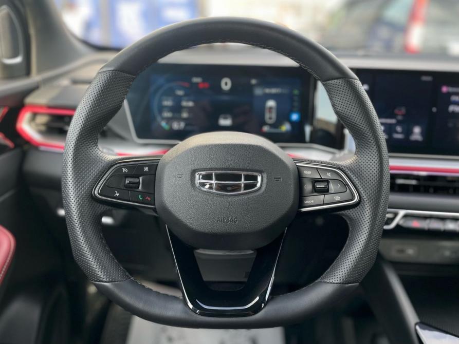Geely Coolray I Рестайлинг Краснодар  - изображение 14