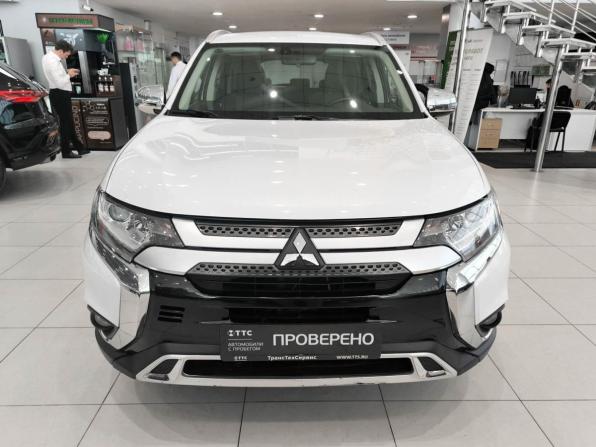 Mitsubishi Outlander III Рестайлинг 3 с пробегом 2020 года, цена 2 599 000 рублей, 74016 км, внедорожник, Автокод Объявления