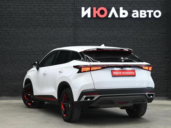 Omoda C5 I с пробегом 2022 года, цена 1 890 000 рублей, 31267 км, внедорожник, Автокод Объявления