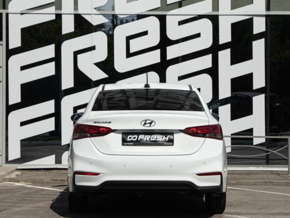 Hyundai Solaris II с пробегом 2017 года, цена 1 320 000 рублей, 128541 км, седан, Автокод Объявления