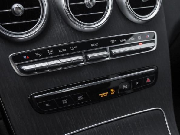 Mercedes-Benz GLC I (X253) Рестайлинг с пробегом 2022 года, цена 4 699 000 рублей, 63926 км, внедорожник, Автокод Объявления