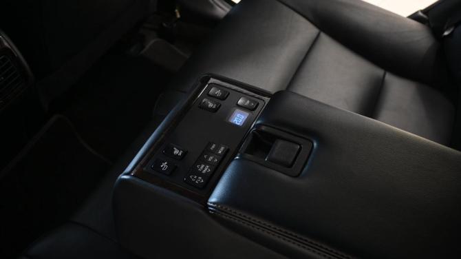 Toyota Camry VII (XV50) Рестайлинг с пробегом 2016 года, цена 1 895 000 рублей, 240130 км, седан, Автокод Объявления