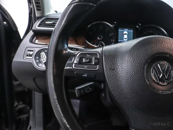Volkswagen Passat B7 с пробегом 2012 года, цена 1 020 000 рублей, 239930 км, седан, Автокод Объявления