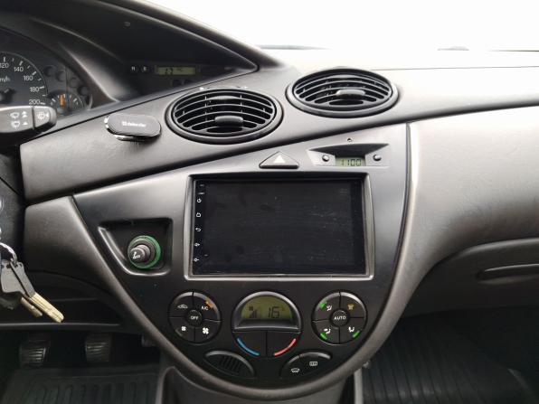 Ford Focus I Рестайлинг с пробегом 2004 года, цена 269 000 рублей, 341541 км, хэтчбек, Автокод Объявления