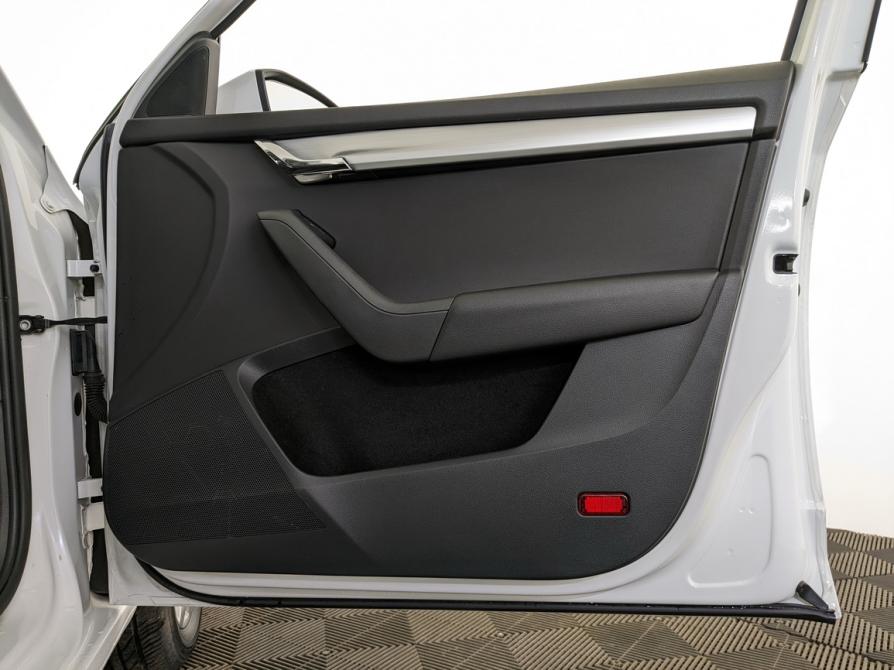 Skoda Octavia III (A7) Рестайлинг Москва  - изображение 24
