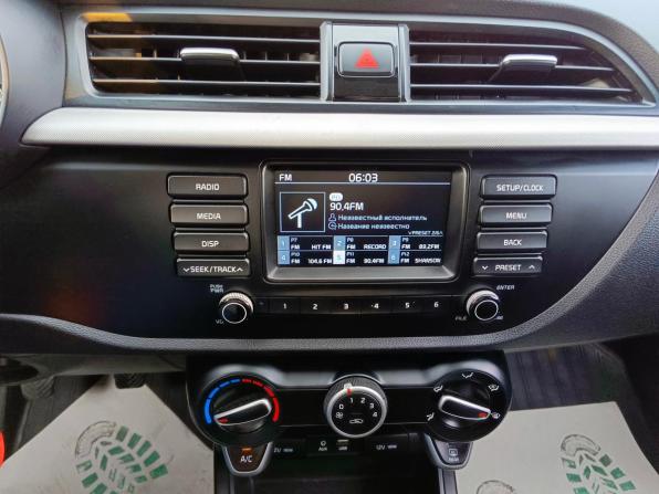 Kia Rio IV с пробегом 2017 года, цена 964 995 рублей, 168501 км, седан, Автокод Объявления