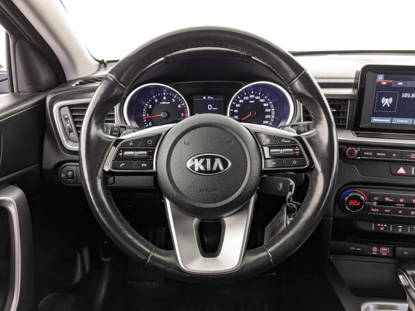Kia Ceed III с пробегом 2019 года, цена 1 555 000 рублей, 124597 км, универсал, Автокод Объявления