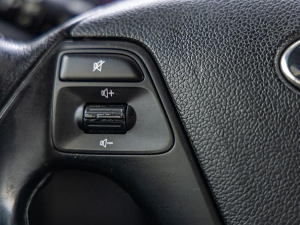 Kia Ceed II с пробегом 2012 года, цена 848 000 рублей, 184479 км, хэтчбек, Автокод Объявления