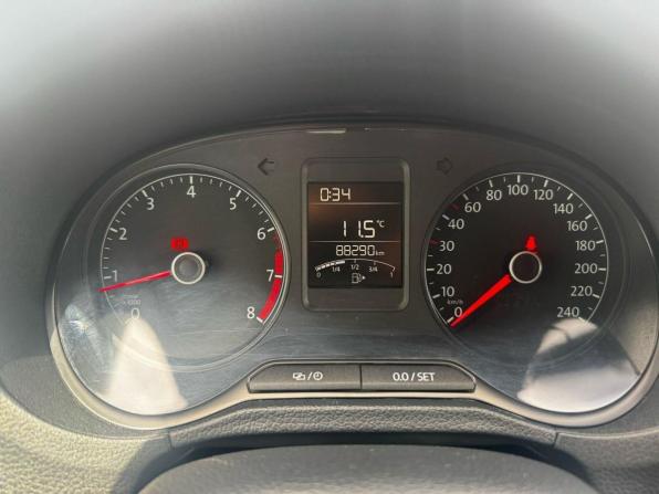 Volkswagen Polo V Рестайлинг с пробегом 2019 года, цена 1 299 900 рублей, 88284 км, седан, Автокод Объявления