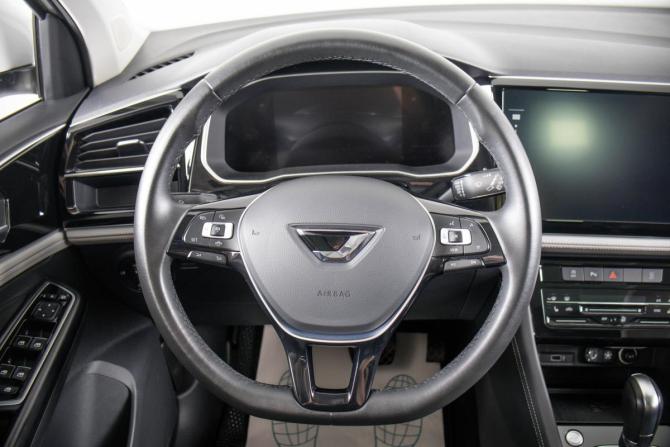 Jetta VS7 I с пробегом 2023 года, цена 2 499 000 рублей, 45000 км, внедорожник, Автокод Объявления