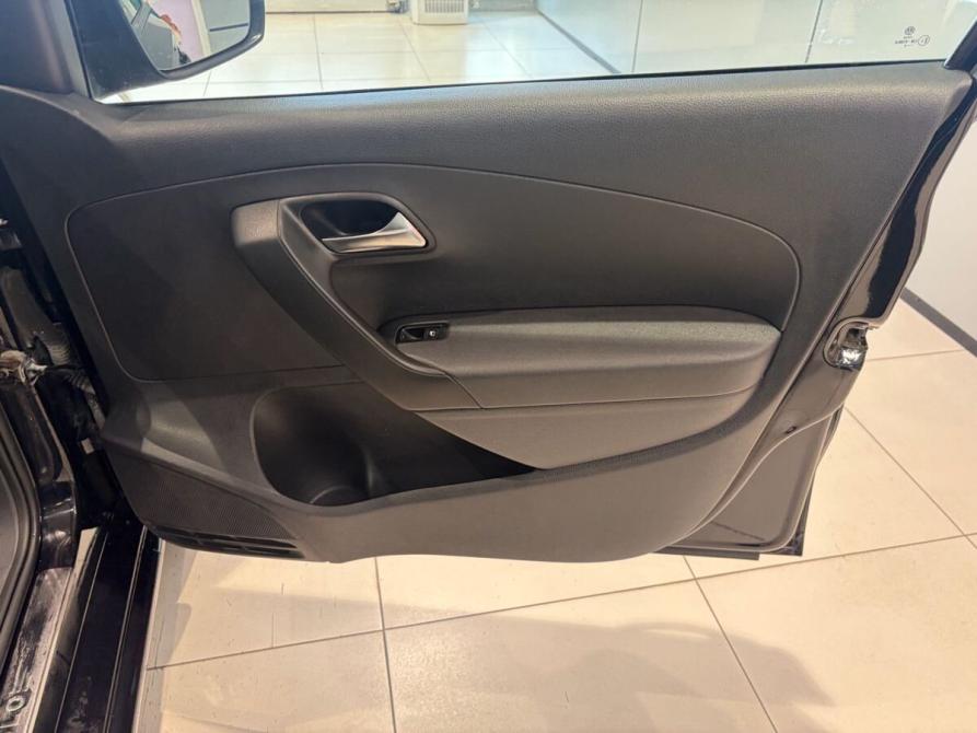 Volkswagen Polo V Рестайлинг Екатеринбург  - изображение 15