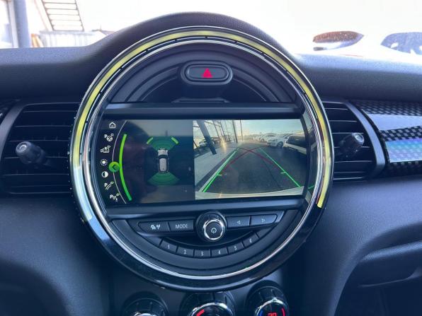 Mini Hatch III (F55/F56) с пробегом 2018 года, цена 2 790 000 рублей, 90000 км, хэтчбек, Автокод Объявления
