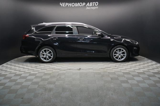 Kia Ceed III с пробегом 2019 года, цена 1 688 000 рублей, 179624 км, универсал, Автокод Объявления