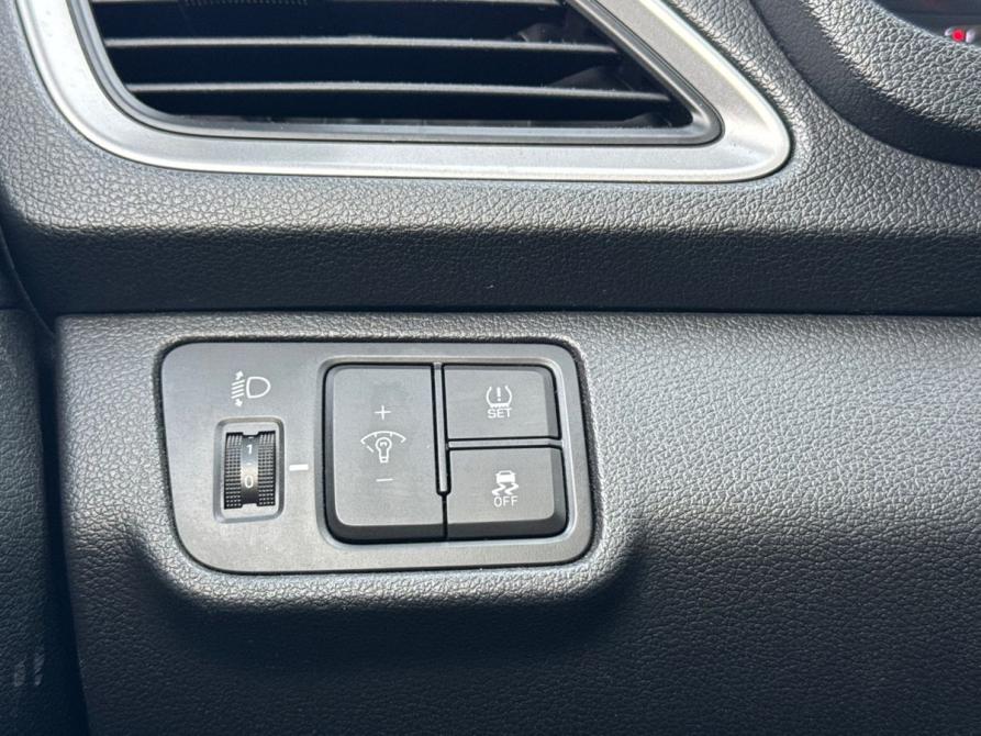 Hyundai Solaris II Великие Луки  - изображение 18