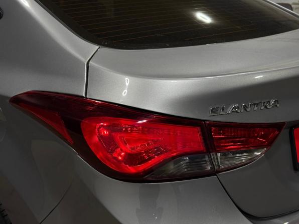 Hyundai Elantra V (MD) Рестайлинг с пробегом 2013 года, цена 890 000 рублей, 138621 км, седан, Автокод Объявления