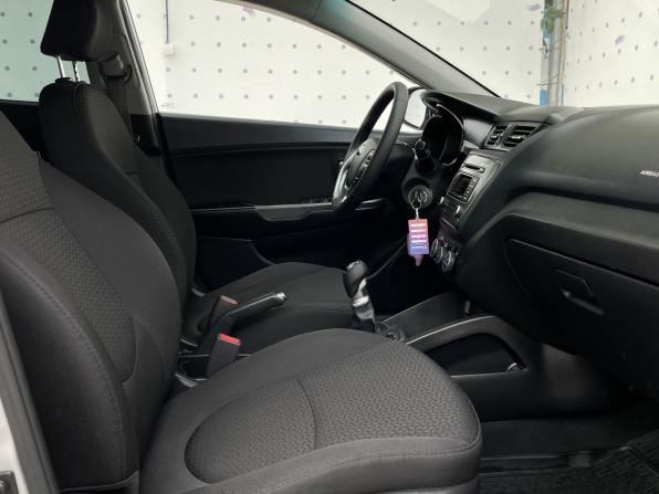 Kia Rio III Рестайлинг с пробегом 2015 года, цена 1 070 000 рублей, 155087 км, седан, Автокод Объявления