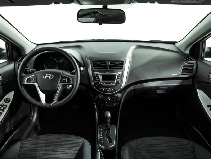 Hyundai Solaris I Рестайлинг Санкт-Петербург  - изображение 14