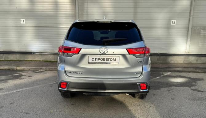 Toyota Highlander III (XU50) Рестайлинг с пробегом 2018 года, цена 3 779 000 рублей, 42688 км, внедорожник, Автокод Объявления