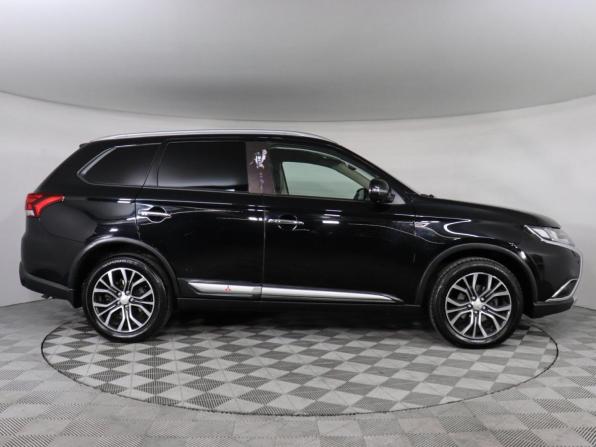 Mitsubishi Outlander III Рестайлинг 3 с пробегом 2018 года, цена 1 900 000 рублей, 173892 км, внедорожник, Автокод Объявления