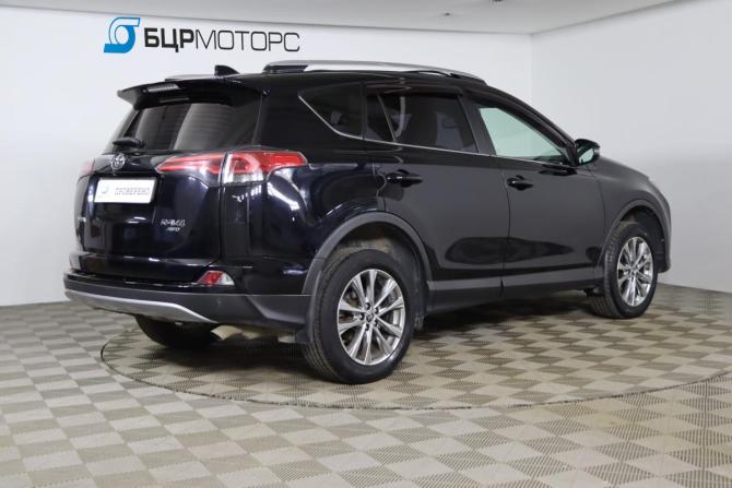 Toyota RAV4 IV (XA40) Рестайлинг с пробегом 2017 года, цена 2 569 990 рублей, 104302 км, внедорожник, Автокод Объявления