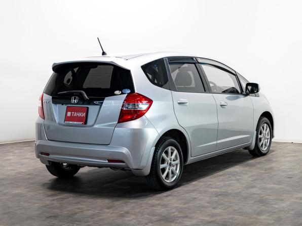 Honda Fit II с пробегом 2012 года, цена 1 055 000 рублей, 70210 км, хэтчбек, Автокод Объявления