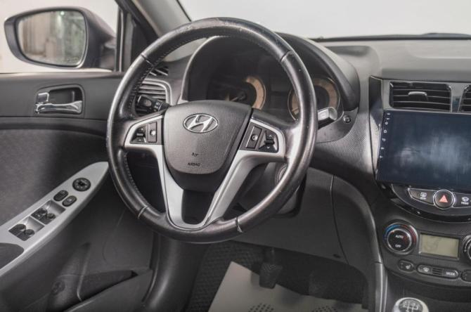 Hyundai Solaris I с пробегом 2012 года, цена 849 000 рублей, 264000 км, хэтчбек, Автокод Объявления