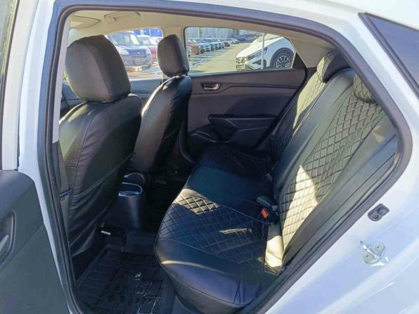 Hyundai Solaris II с пробегом 2018 года, цена 1 269 995 рублей, 57091 км, седан, Автокод Объявления