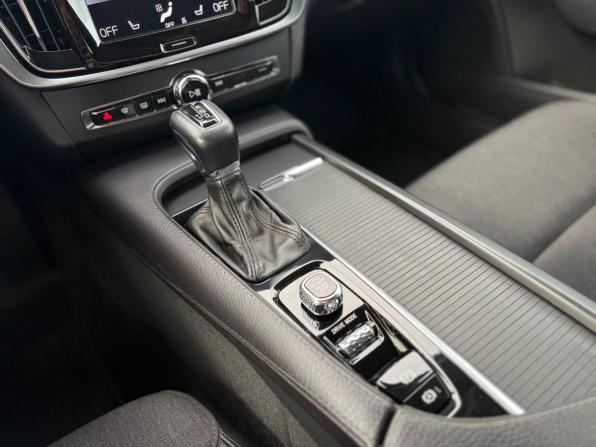 Volvo V90 Cross Country I с пробегом 2018 года, цена 2 965 000 рублей, 147000 км, универсал, Автокод Объявления