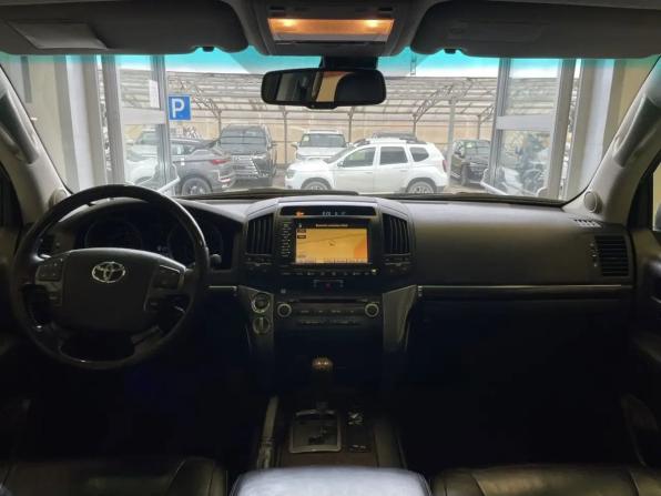 Toyota Land Cruiser 200 Series с пробегом 2011 года, цена 3 130 000 рублей, 353351 км, внедорожник, Автокод Объявления