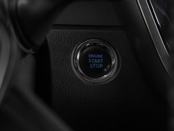 Toyota Camry VIII (XV70) с пробегом 2019 года, цена 2 159 000 рублей, 120142 км, седан, Автокод Объявления