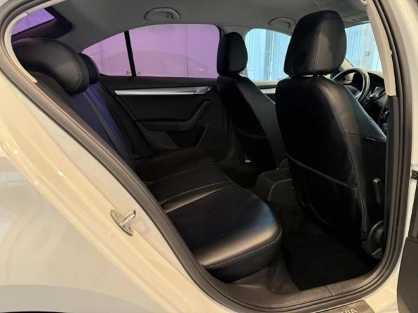 Skoda Octavia III (A7) с пробегом 2016 года, цена 1 490 000 рублей, 100000 км, лифтбек, Автокод Объявления