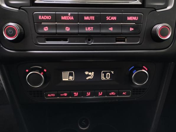 Volkswagen Polo V с пробегом 2013 года, цена 970 000 рублей, 55683 км, седан, Автокод Объявления
