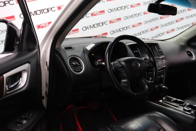 Nissan Pathfinder IV с пробегом 2015 года, цена 1 695 950 рублей, 227756 км, внедорожник, Автокод Объявления