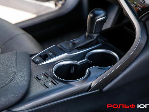 Toyota Camry VIII (XV70) Рестайлинг с пробегом 2021 года, цена 3 328 000 рублей, 72248 км, седан, Автокод Объявления